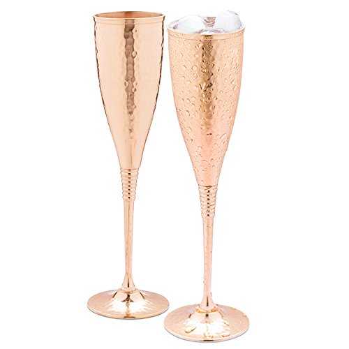Copper champagne flutes of 6.7 oz set of 2 – Luxurious hammered copper champagne glasses – Each one is handcrafted and lacquered to prevent from tarnishing.