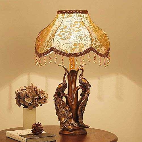 Retro Industrial Wind Table Lamp, Nordic LED Desk Lamp Fashion Cloth Table Lamp Bedroom Bedside Lamp Creative Peacock Reading Lamp