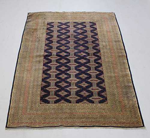 Handmade wool Orientale vintage Persian area rug
